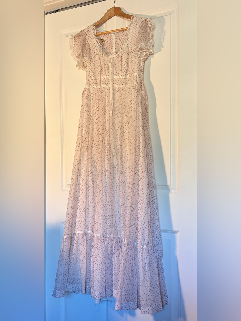 Gunne Sax by Jessica authentic 70s-80s pink floral lace trim dress